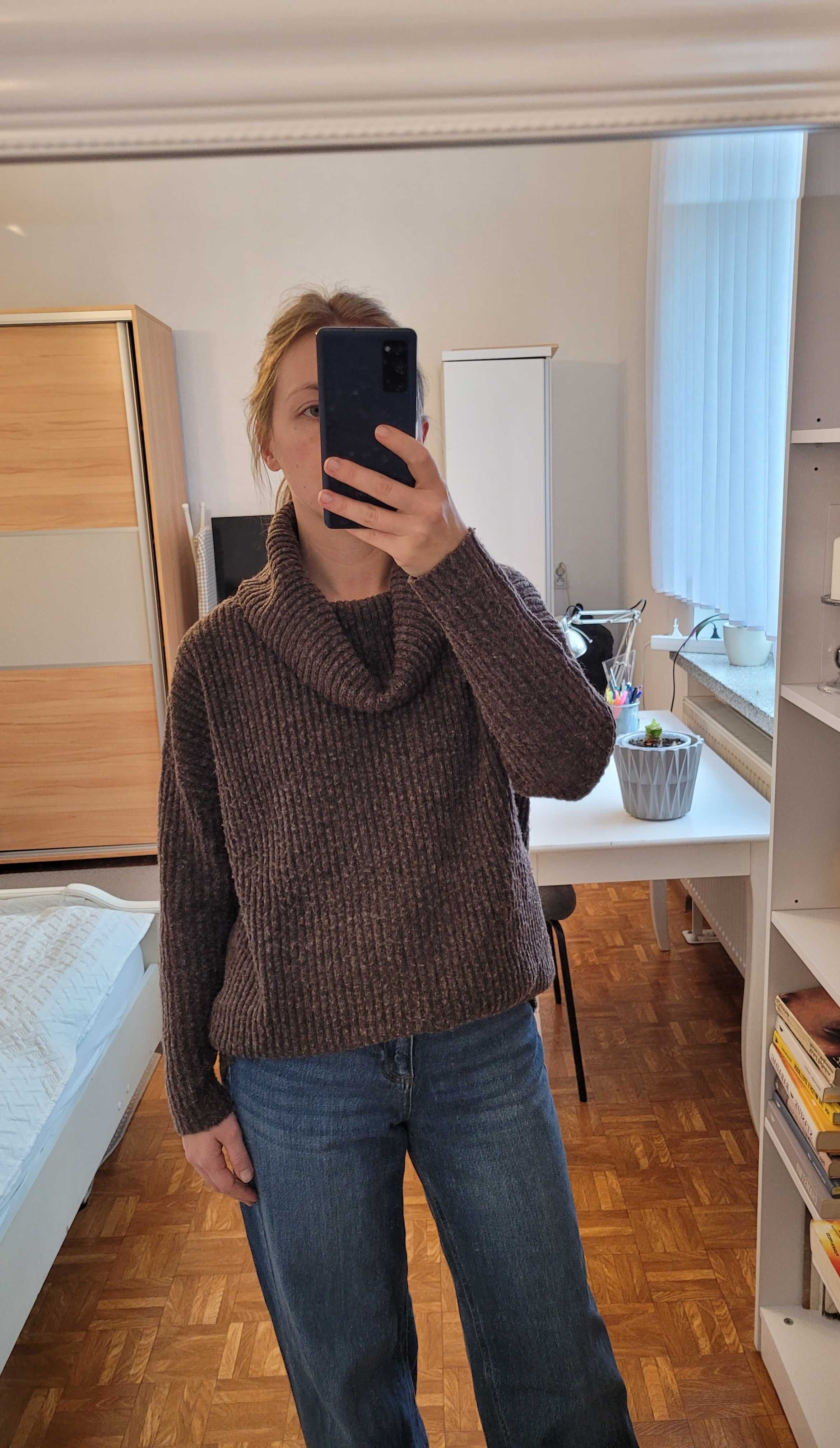 Sweter oversize z golfem