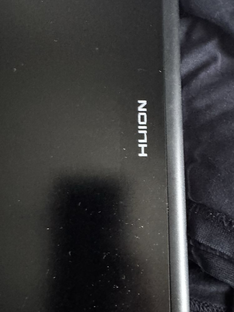 Tablet graficzny huion 16 pro jak nowy