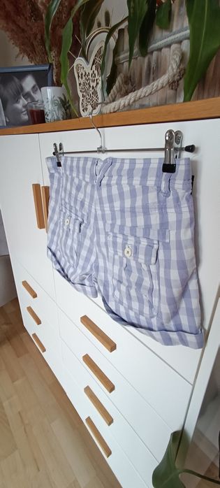 Krótkie spodenki szorty w kratkę fioletowo-białe Crew Clothing rozm. M