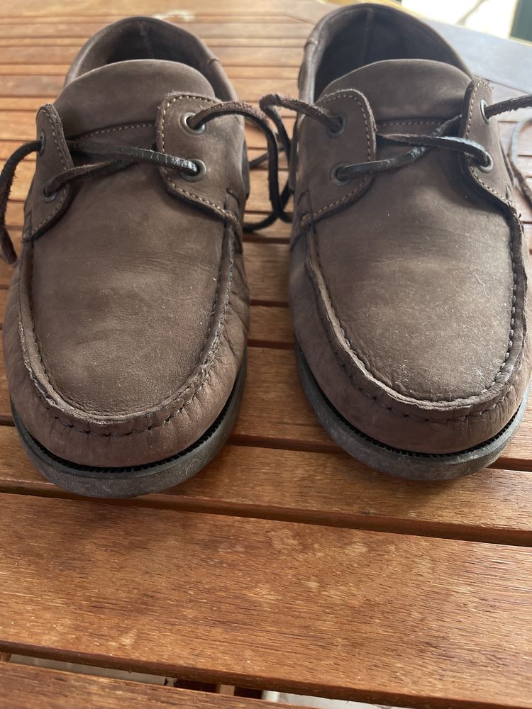 Sapatos Vela Foreva (tamanho 41)