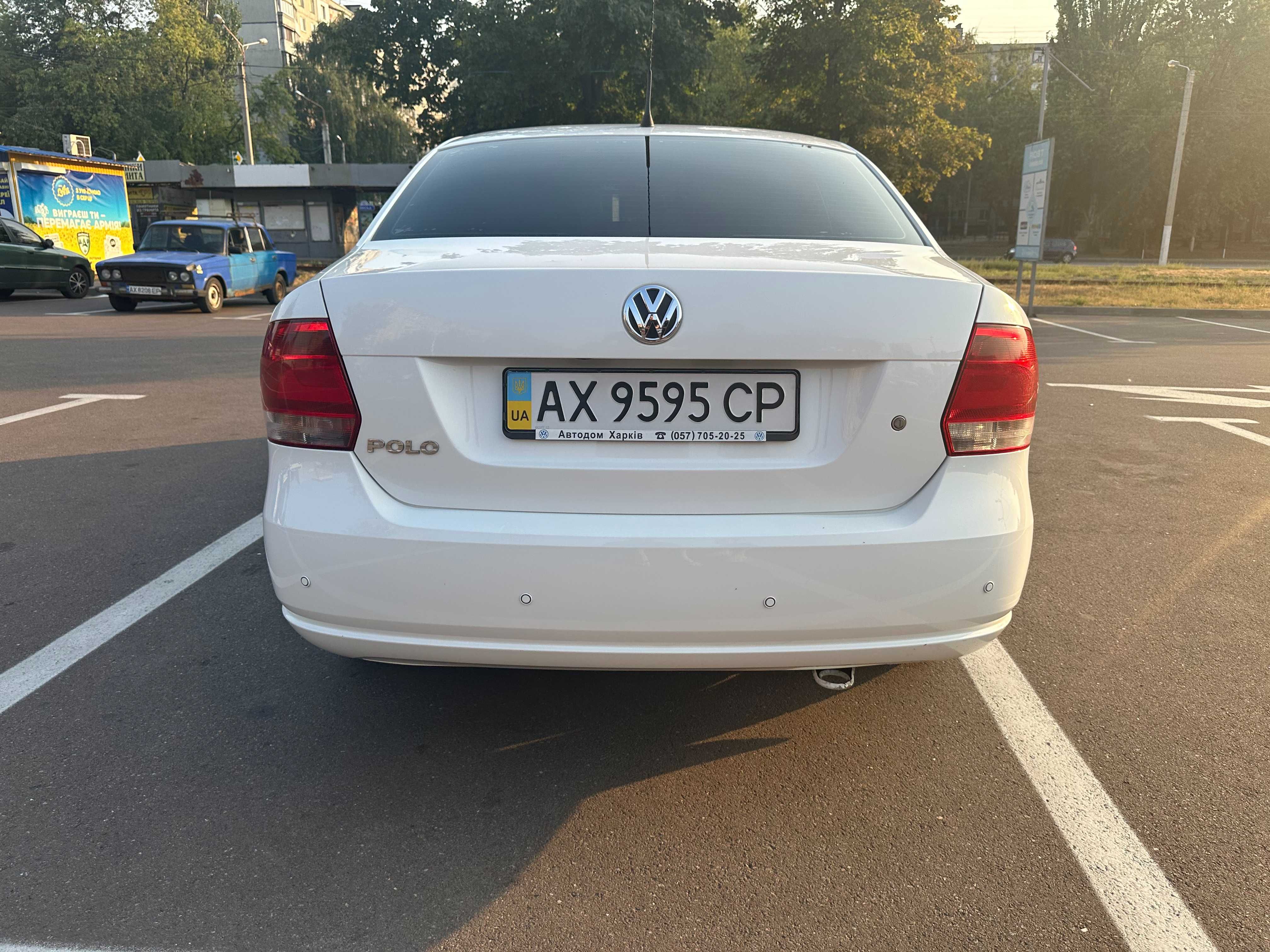 Продам Volkswagen Polo Sedan (2012)