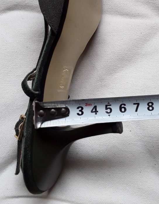 Sapatos de senhora verde seco da Pilar Burgos, tamanho 38