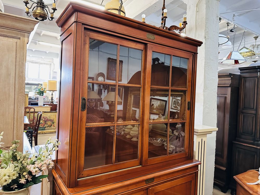 Armoire du Medecin SZAFA LEKARZA - biblioteka z przesuwnymi szafkami