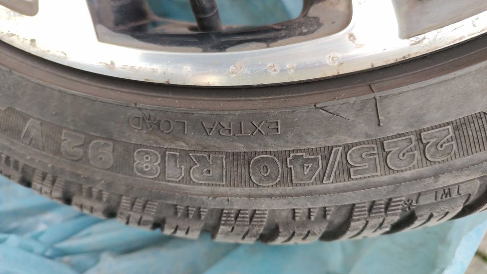 Sprzedam opony zimowe i felgi.R18, 255/40
