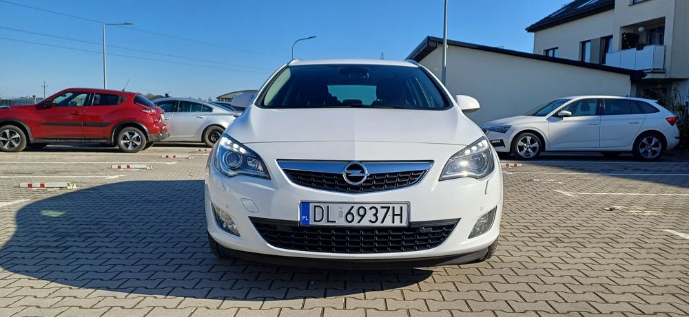 Opel astra J 160km