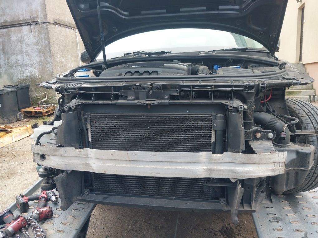 Pas przedni przód kompletny audi a3 8p lift 1.6 mpi