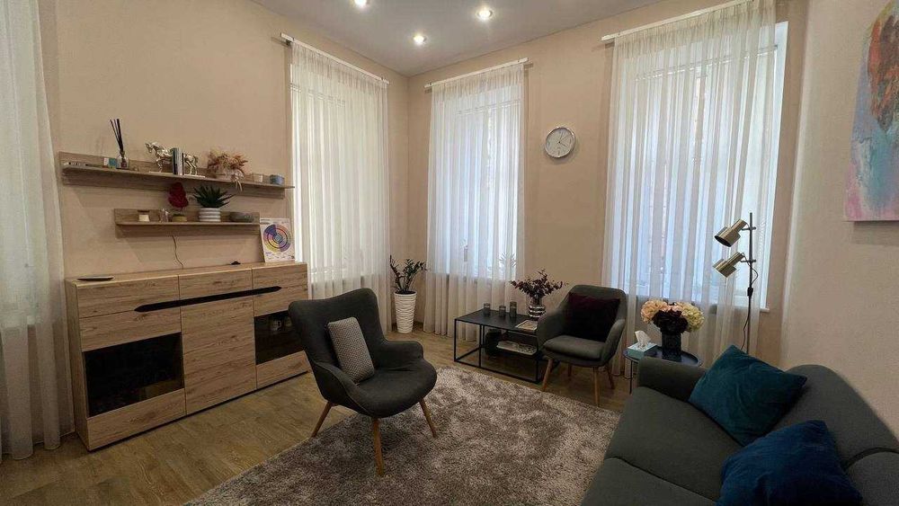 Оренда приміщення з ремонтом 90м2. м.Арсенальна,Левандовська. 1 поверх