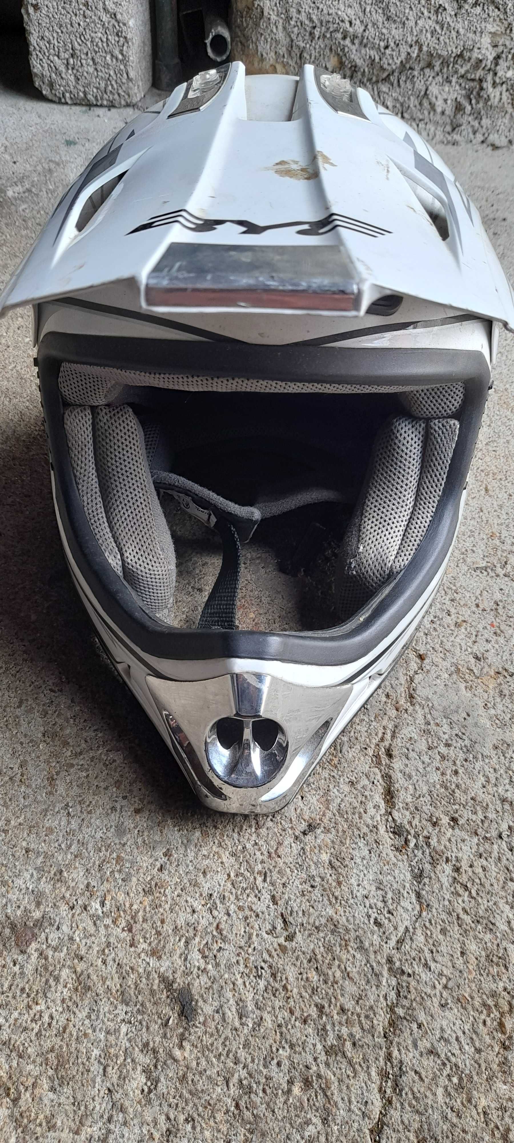 Capacete de mota