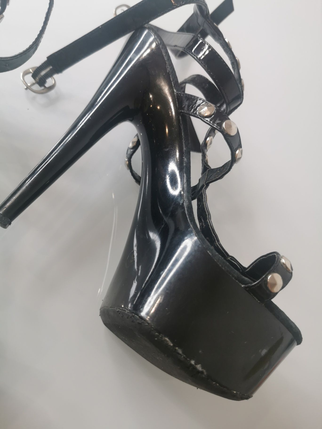 Szpilki HI HEELS na koturnie 15 cm, sandały, pole dance