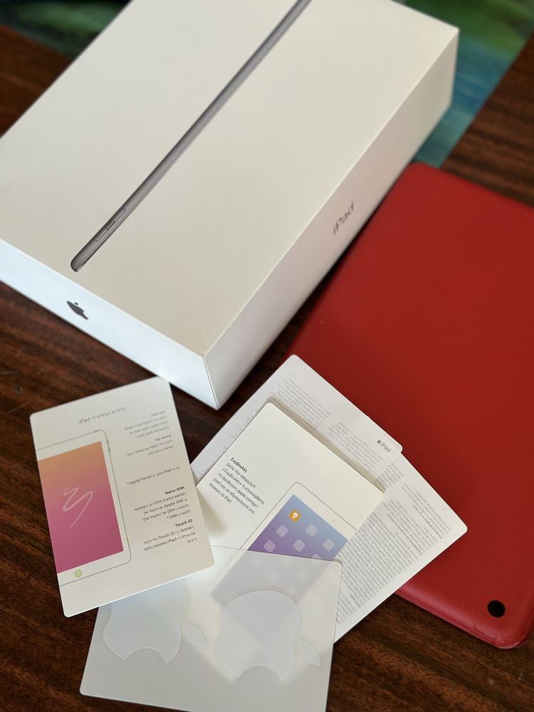Ipad 5 2017 32gb WiFI + Чохол, Коробка та документація