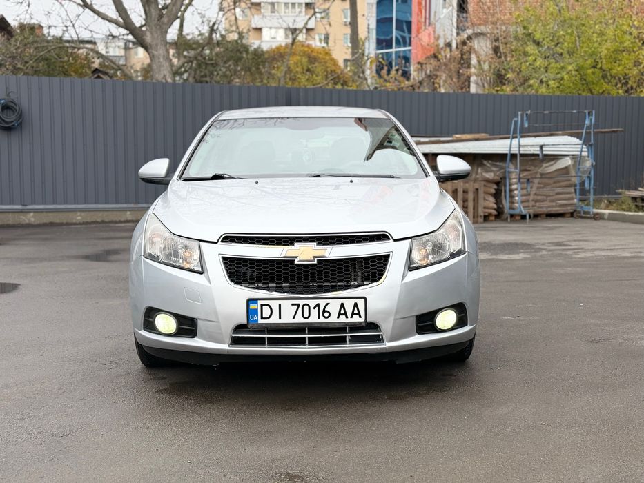 Chevrolet Cruze 1.8 з газом