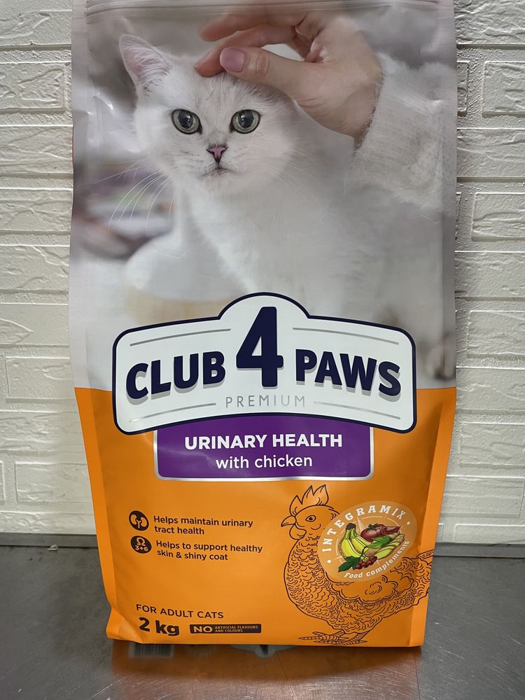 Сухий корм для котів Club 4 Paws