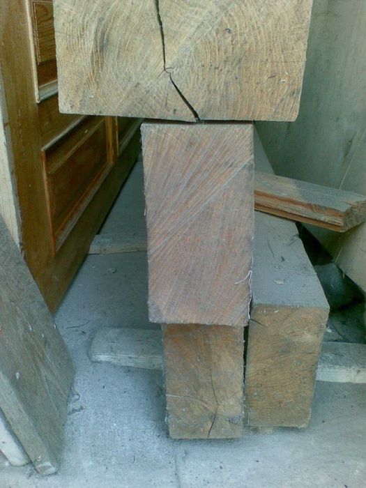 Балка-брус - дуб, сосна.