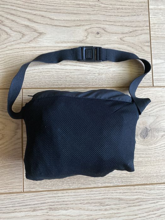 Kamizelka Nakamura wind protection windwall