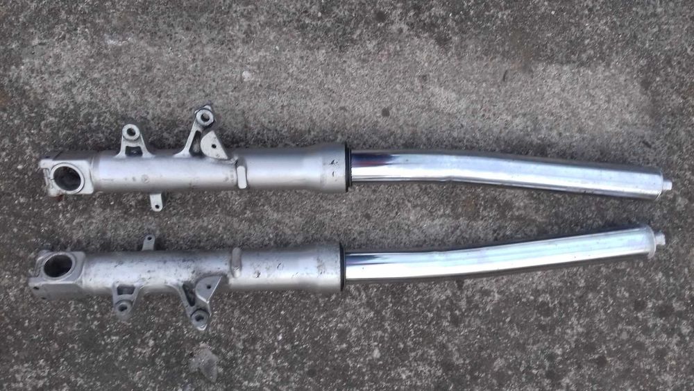 Zawieszenie lagi SUZUKI GSXR 600 '97 USZKODZONE