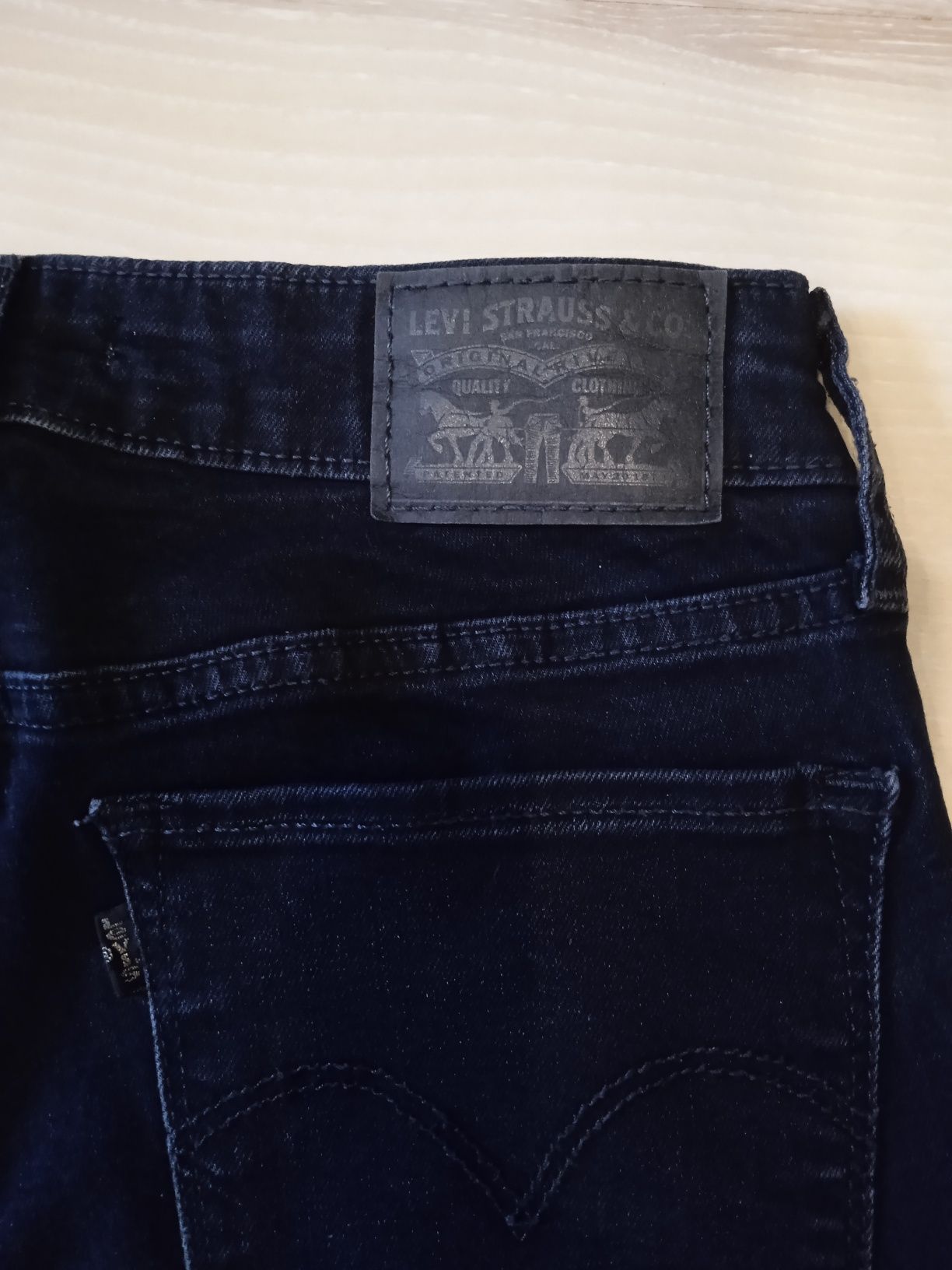 Spodnie jeans damskie Levi's rozm.W26/L32