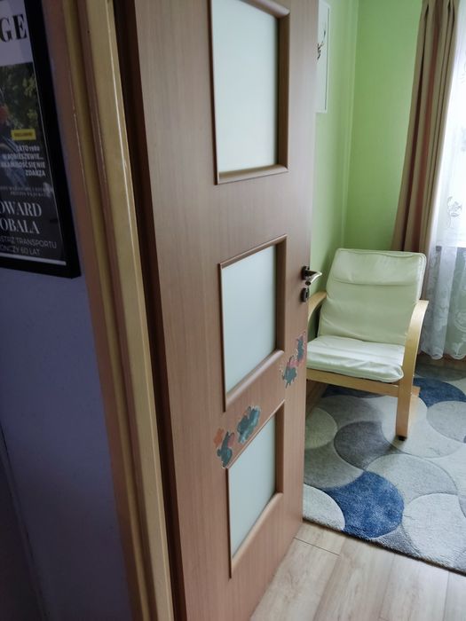 Drzwi pokojowe 80 prawe 2 szt. łazienkowe 70 prawe,  do ubikacji 60