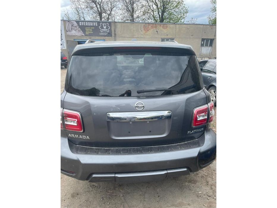 Nissan Patrol Armada Y62 Задний бампер в сборе Б/У 2019 год