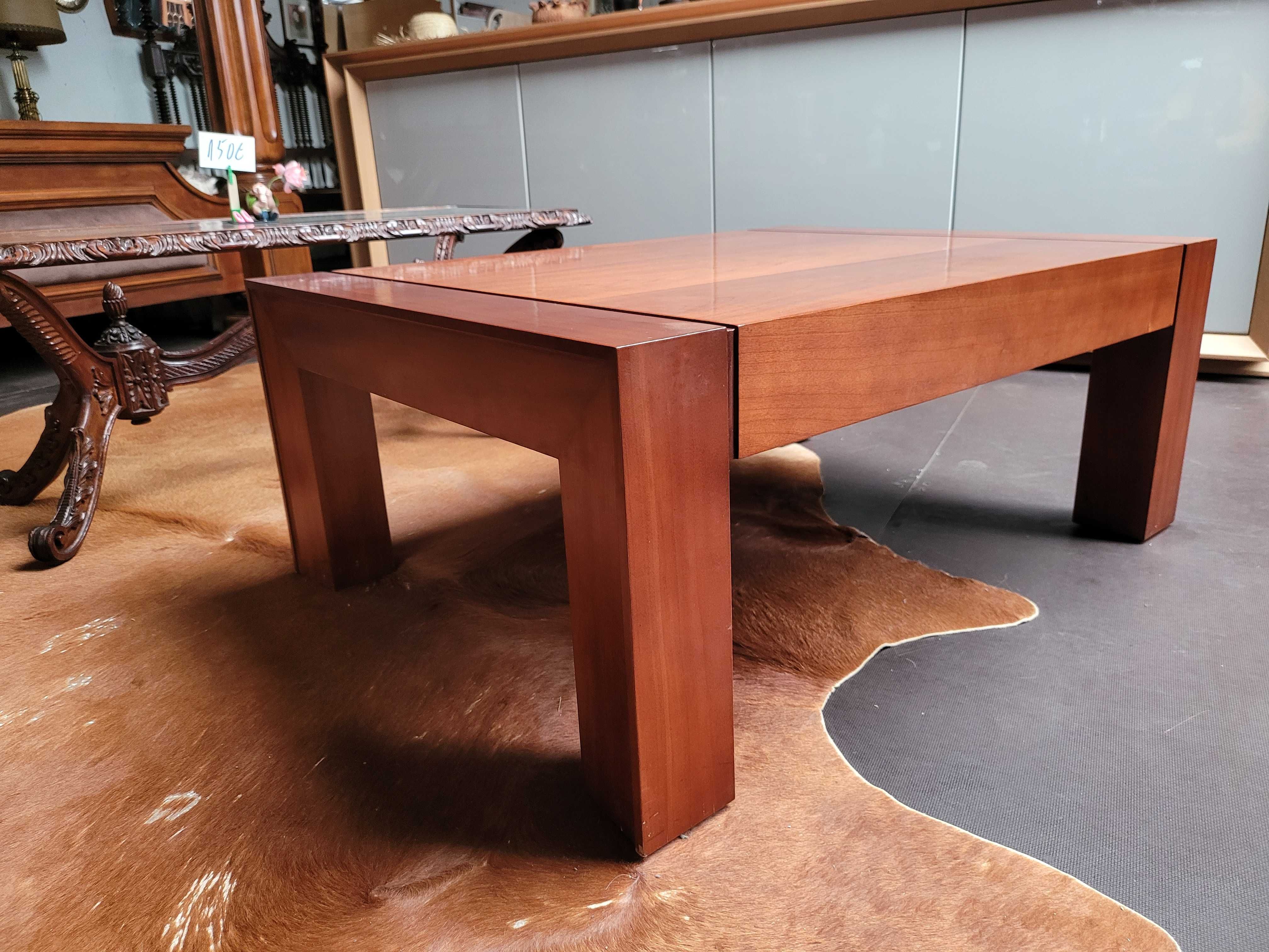 Grande mesa de centro em madeira - Como novo