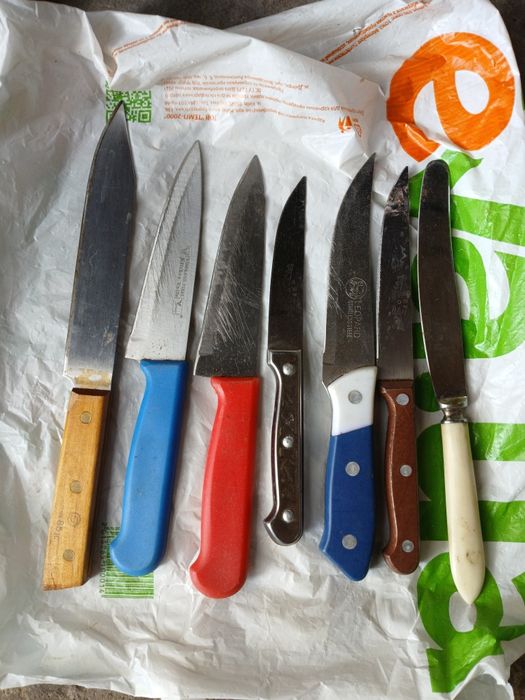 Дешево продам фірмові кухонні ножі