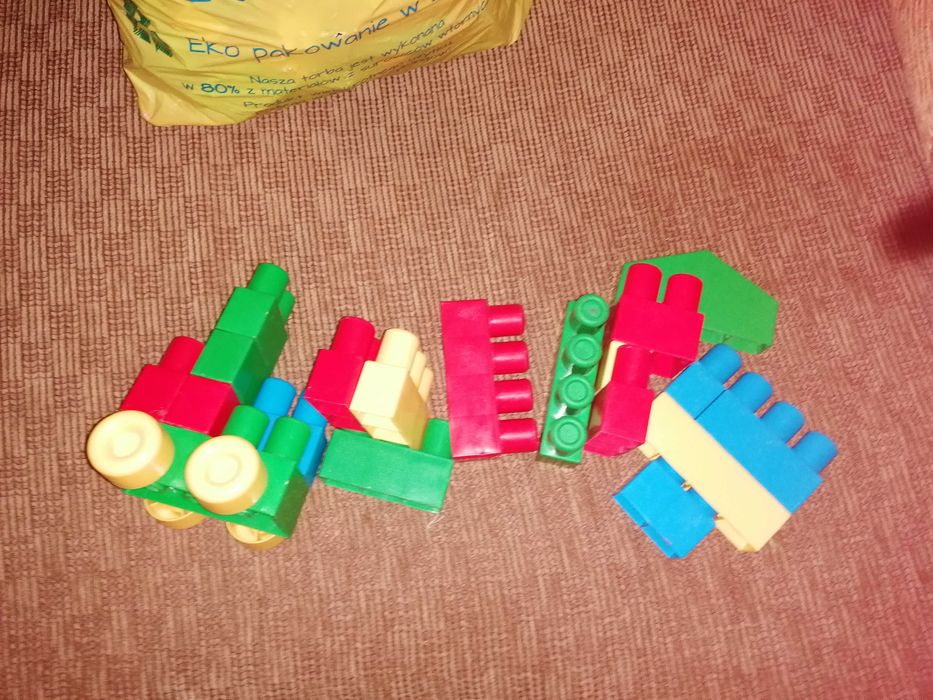 Sprzedam klocki male i duze