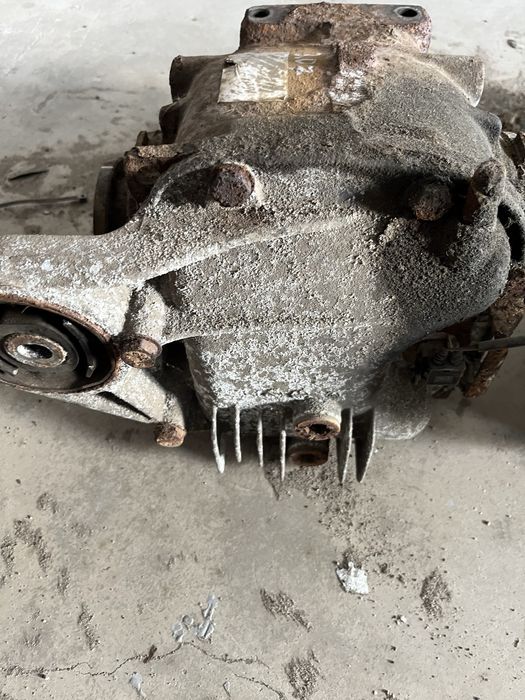 Bmw e36,e30 compact  323 ti dyfer duża głowa 3.307 tylny most 3.07