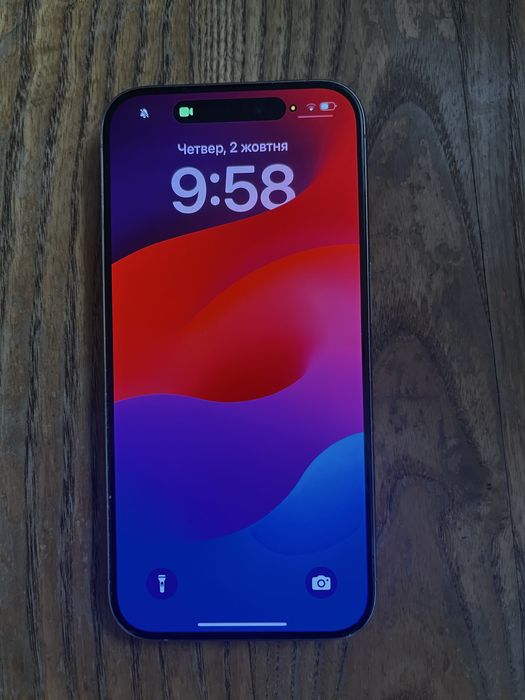 Продам iPhone 15 pro