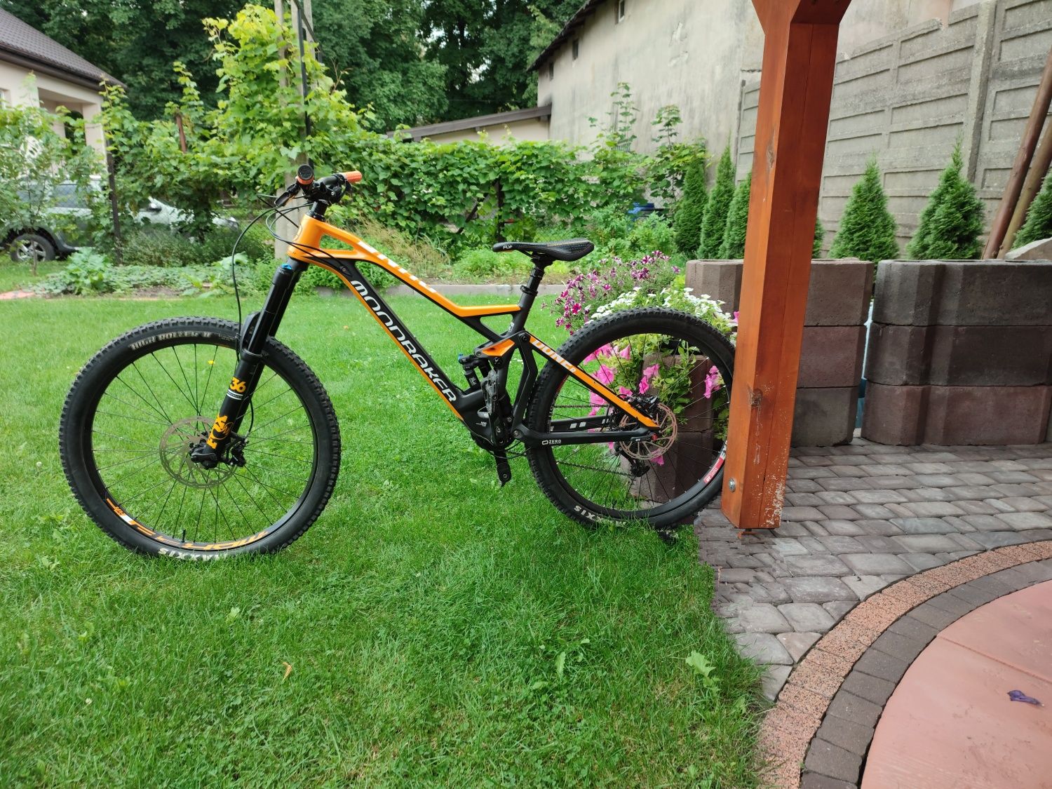 rower Mondraker Dune R karbon rozmiar M (yt capra Giant reign nssnabb)