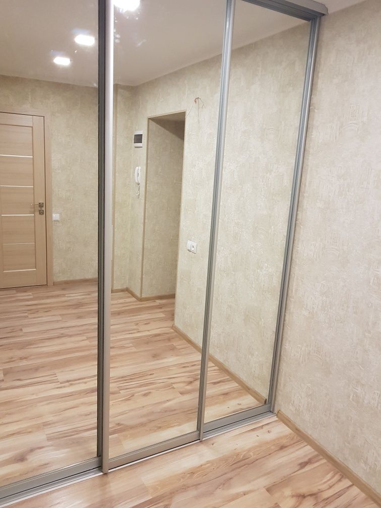 1 кімнатна квартира у центрі, вул Паркова, 8