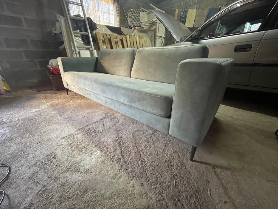 Sofa verde agua, design simples