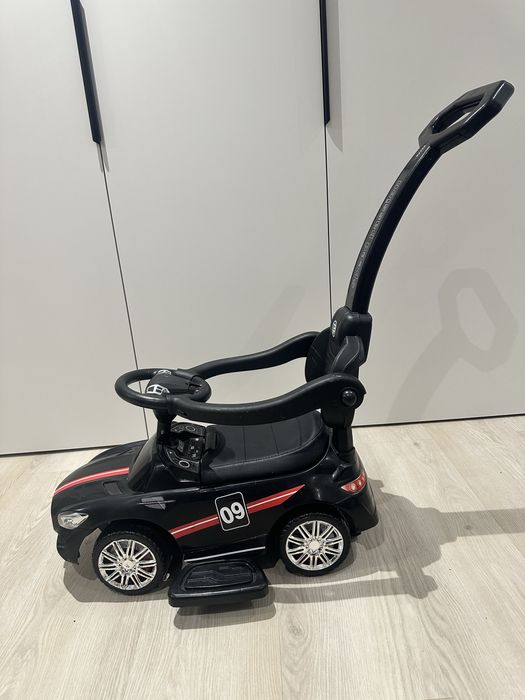 Дитяча машина з ручкою Mercedes