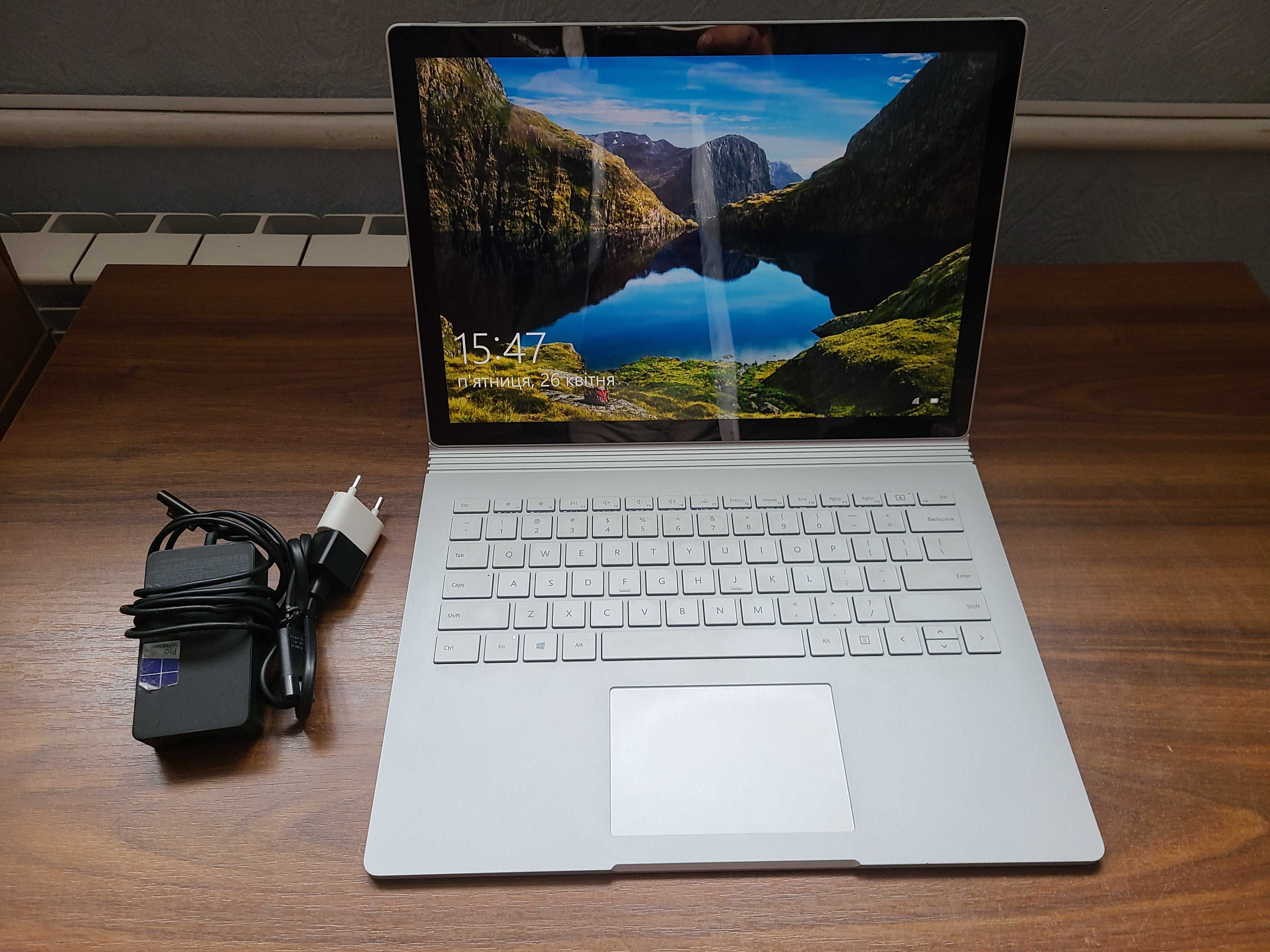 Ноутбук-планшет 2в1 Microsoft Surface Book I7 16Gb 512Gb