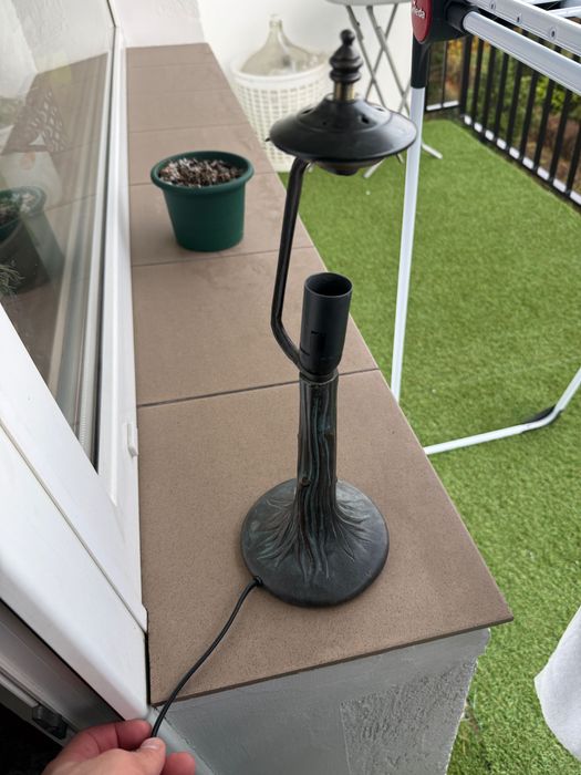 Lampa vintage z brązu - imitująca drzewo – podstawa