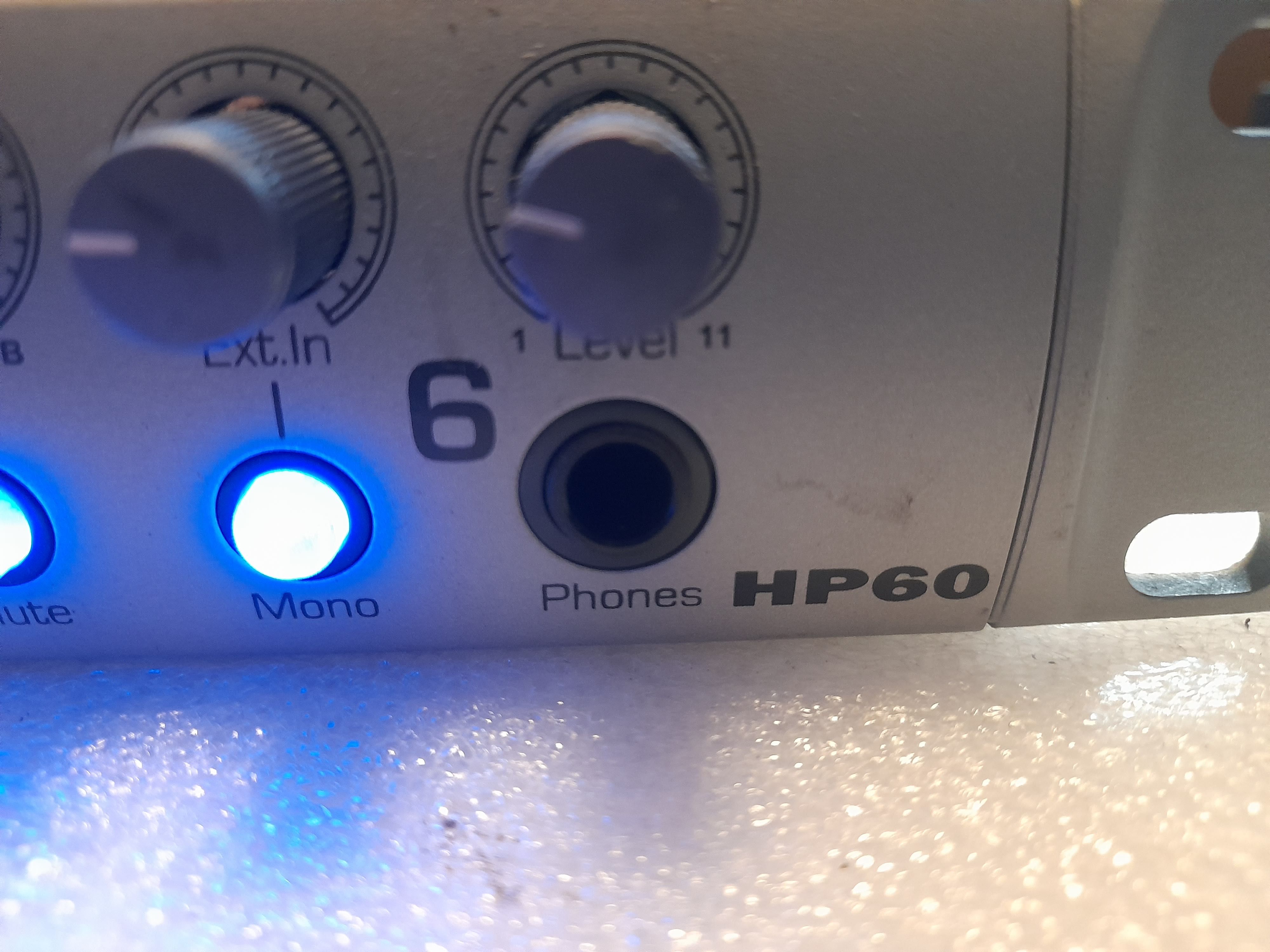 PRESONUS HP60 - wzmacniacz słuchawkowy, do studia lub na scenę.