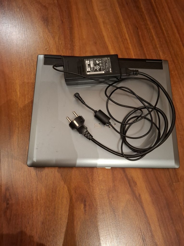 Laptop ASUS model F2JE