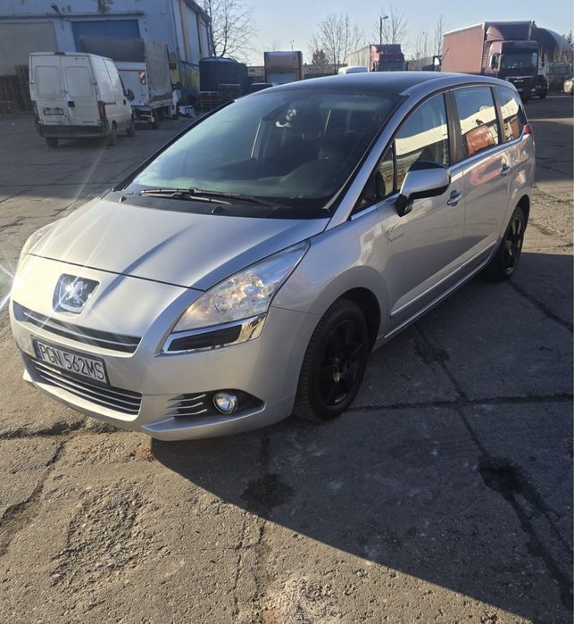 Peugeot 5008 1.6 Benzyna 2011r