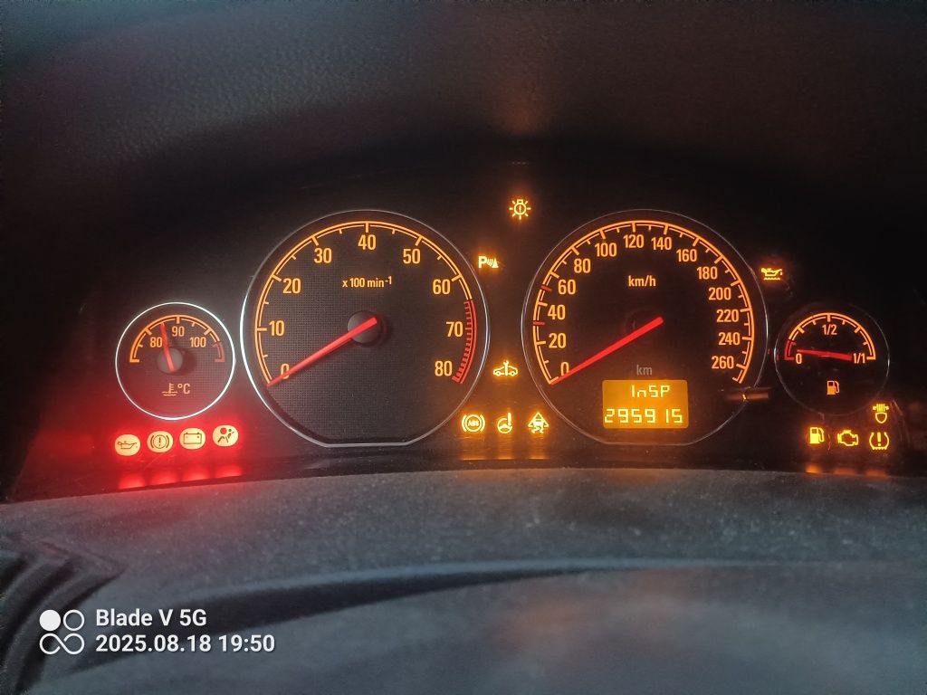 Opel signum 1.8 benzyna