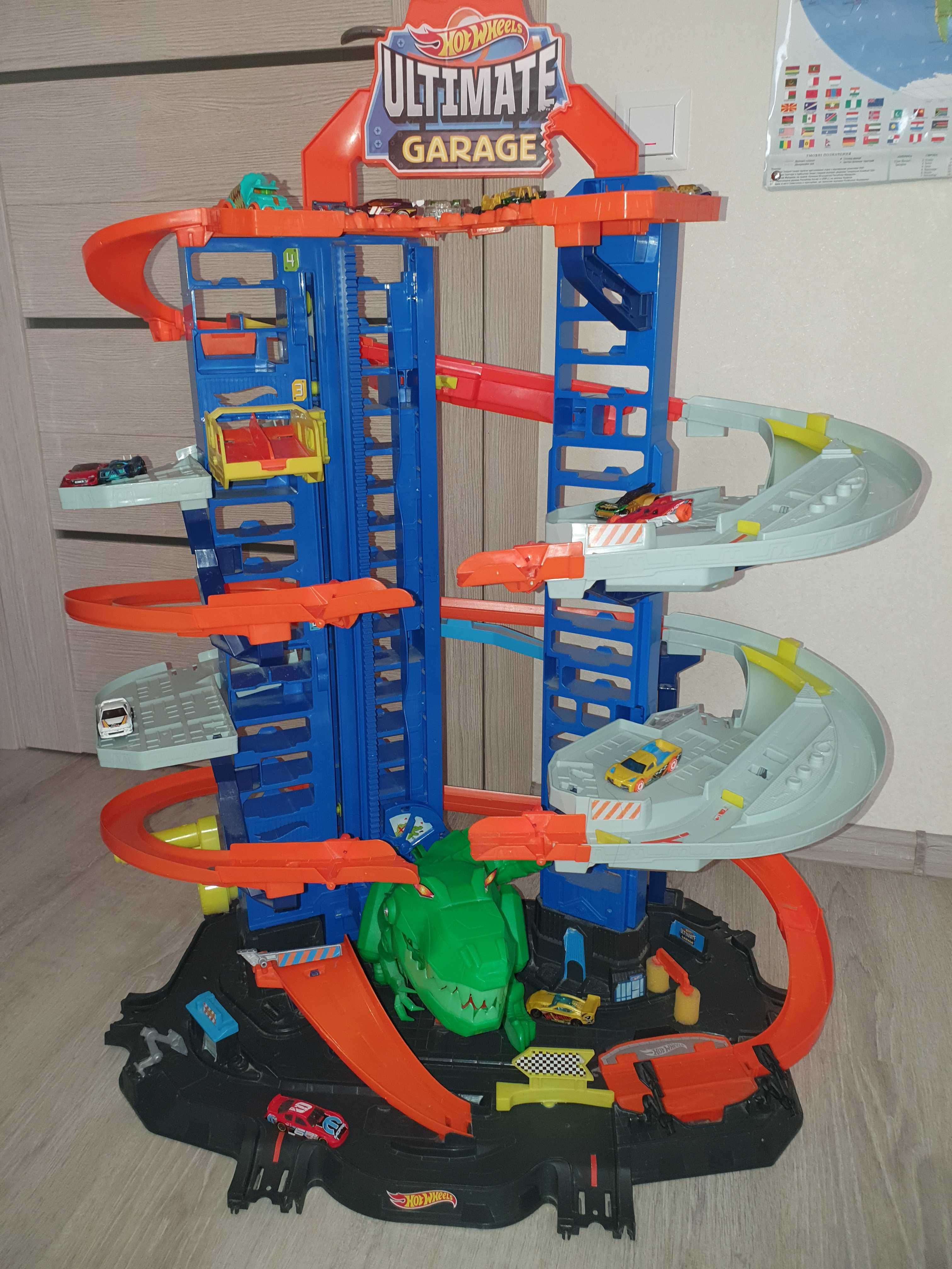 Легендарный гараж Hot Wheels T-Rex Mattel з динозавром