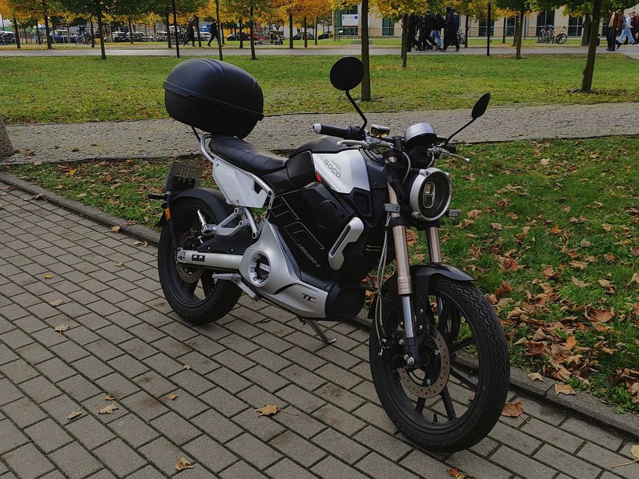 Super Soco TC Max elektryk na A1