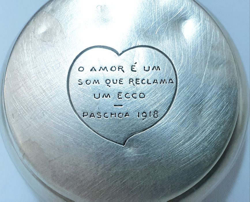 Amorosa antiga caixa de rapé em prata contrastada com  dedicatória