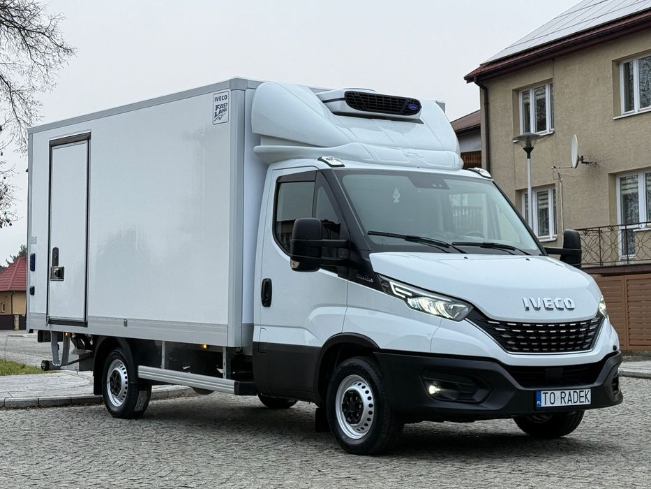 Iveco DAILY 35-160 160KM Hi Matic * Full LED Resor + Poduszka * Mroźnia *-8 E . PALET* Agregat CARRIER * Izoterma +Winda 750KG SUPER STAN!!!