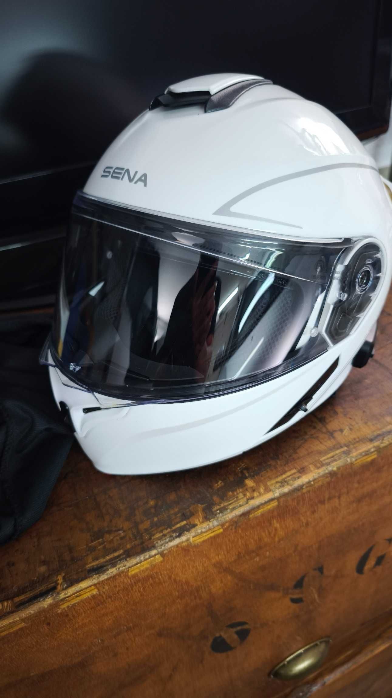 Capacete modular SENA com Sistema de intercomunicação integrado