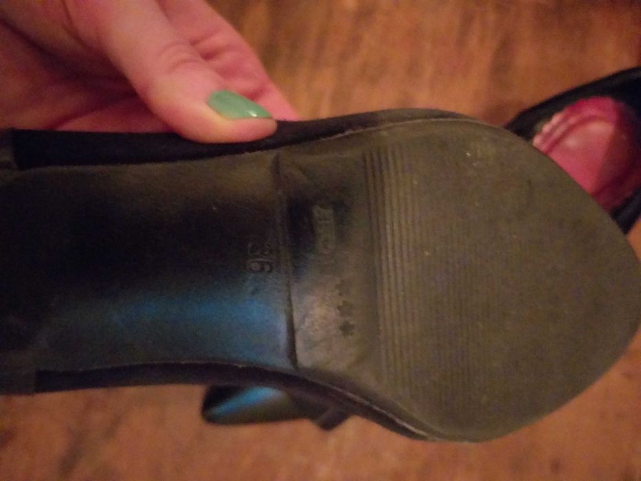 Sapatos vintage Carolina Herrera tamanho 36