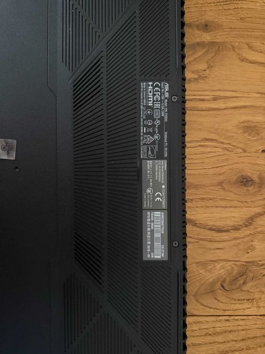 ASUS FX504G/ i7-8750H / 8Gb / nVIDIA GTX1050Ti 4Gb / HDD 128Gb/HDD 1Tb
