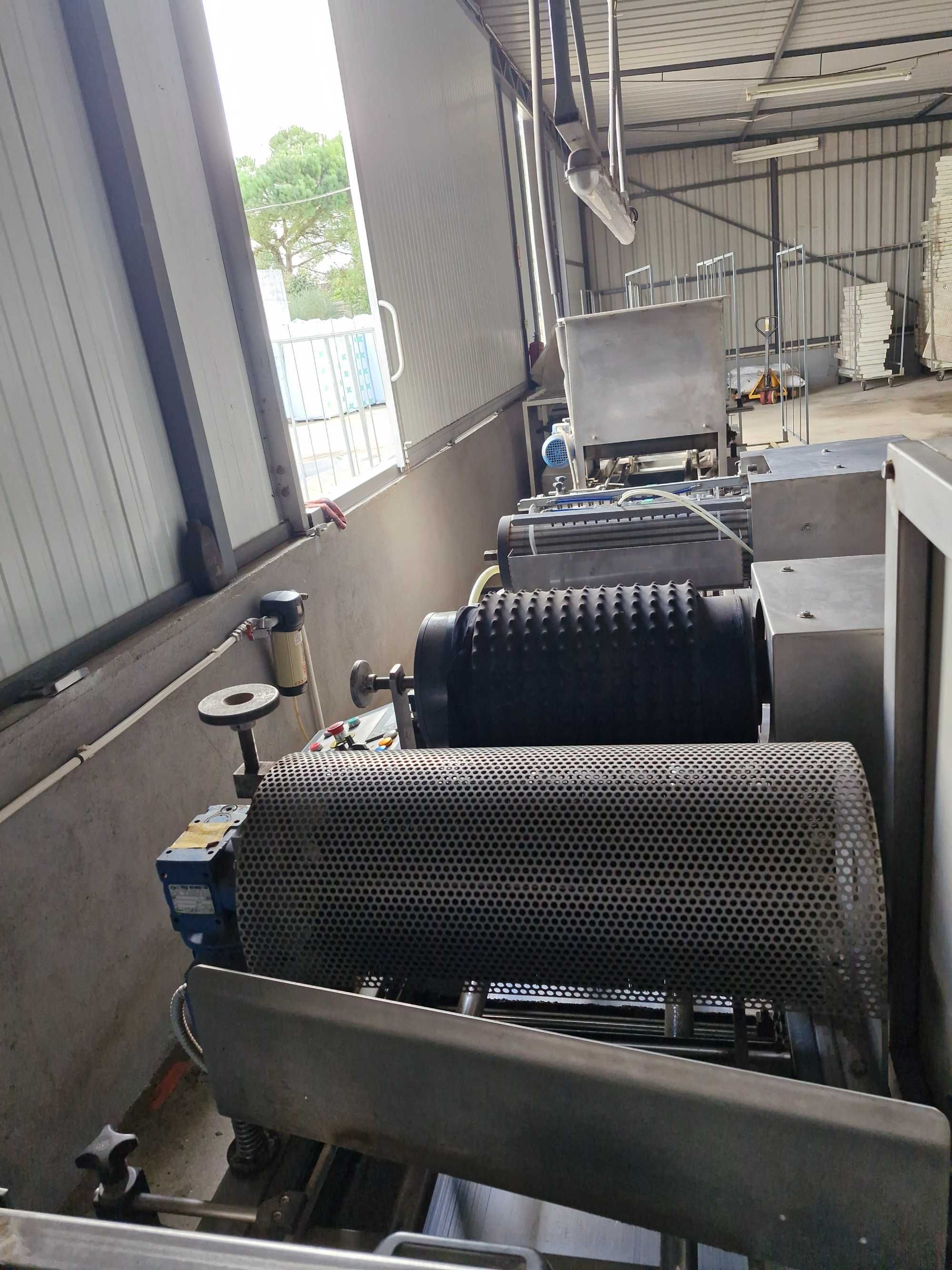Máquina de sementeira automática de rolo em excelente estado