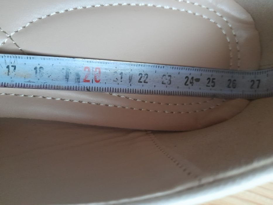 Beżowo-czarne baleriny w rozm.41/42