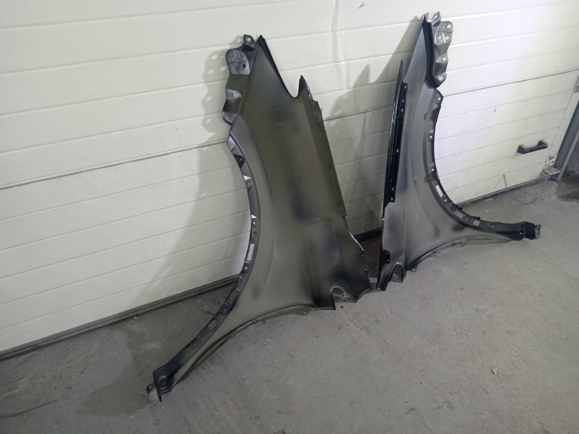 Крыло переднее п Toyota Rav4 13-18 538010R070/538020R050