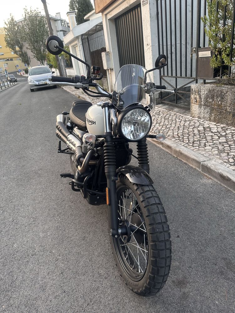 Triumph scrambler 900