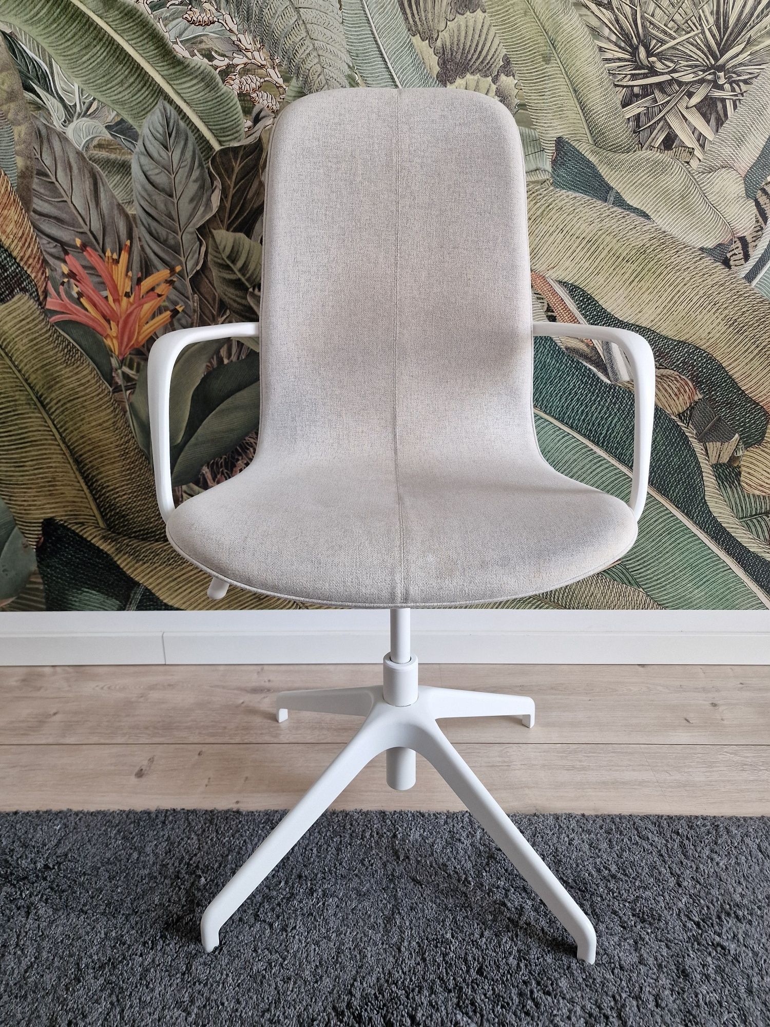 Krzeslo Ikea Langfjall biurowe konferencyjne