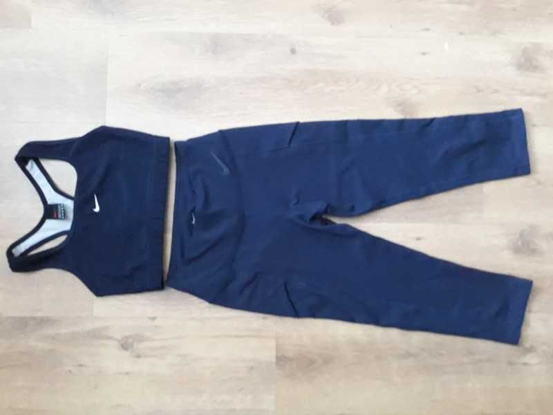 Komplet body fit Nike S